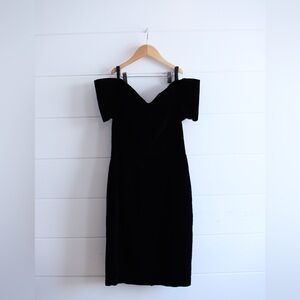 Vintage Petites By Demaro - Black Velvet Classic Off Shoulder Dress Size 8
